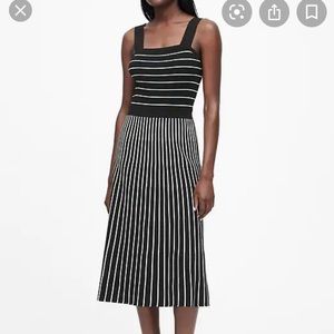 BR Square Neck Knit Midi Dress